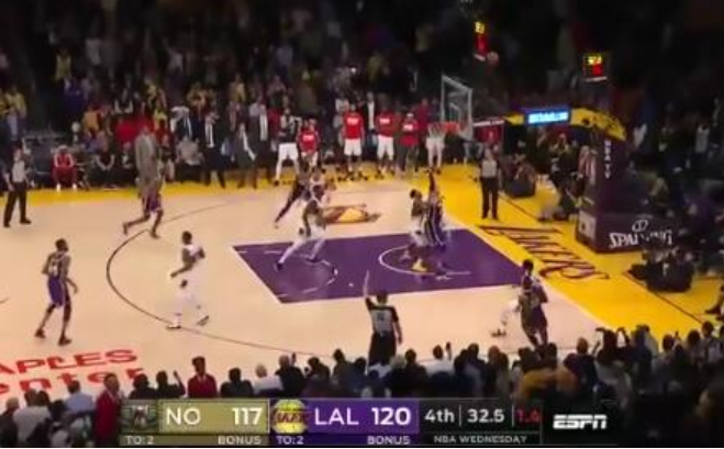  纽卡斯尔联定位球战术奏效，高空轰炸击溃切尔西防线  