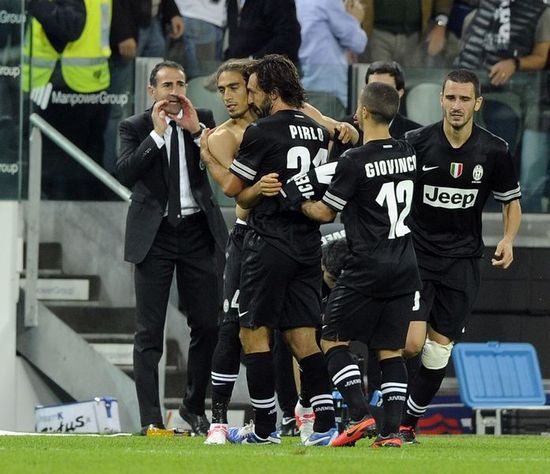  那不勒斯青春风暴席卷意甲，新锐势力冲击冠军格局